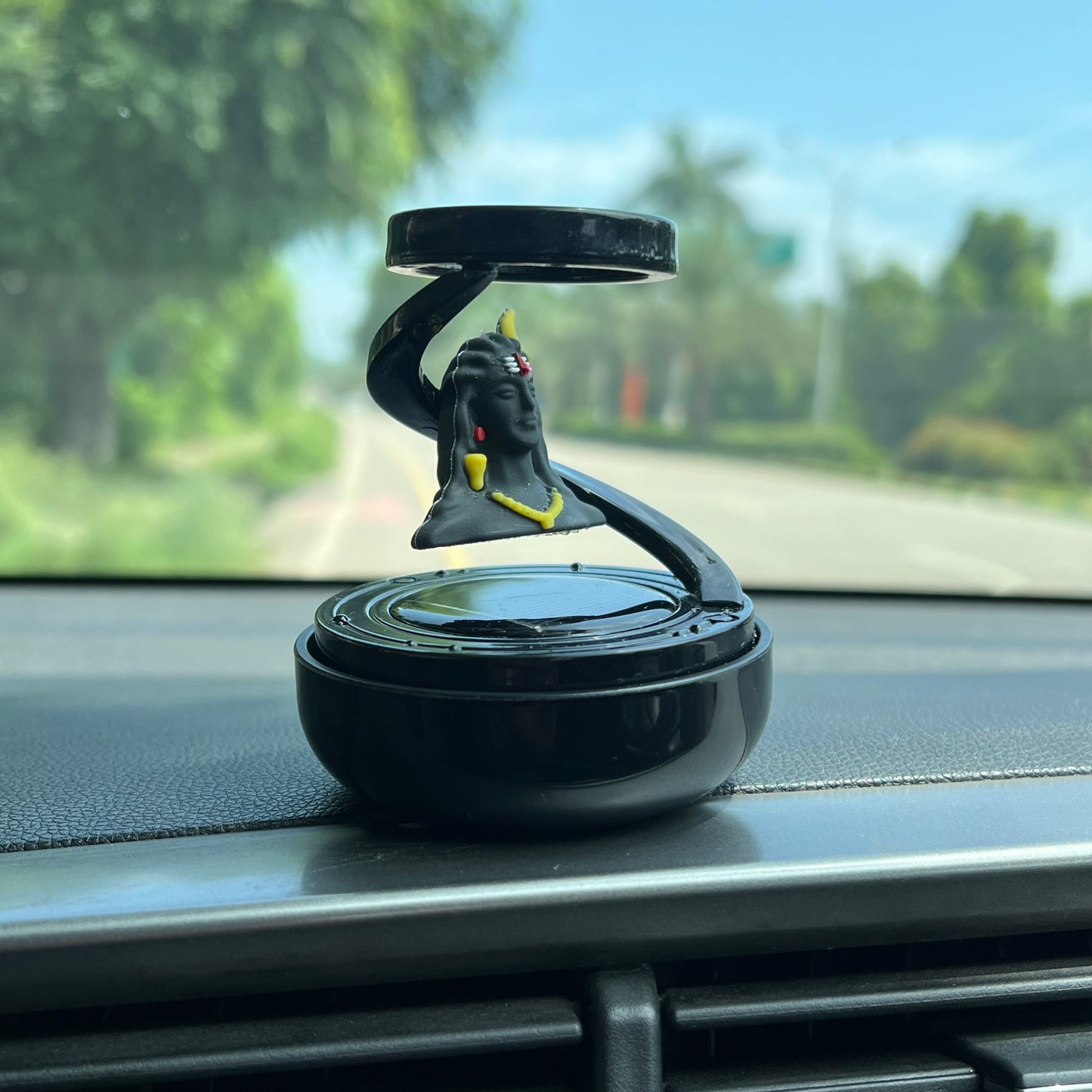 Solar-Powered Floating Shiv Idol with Car Fragrance