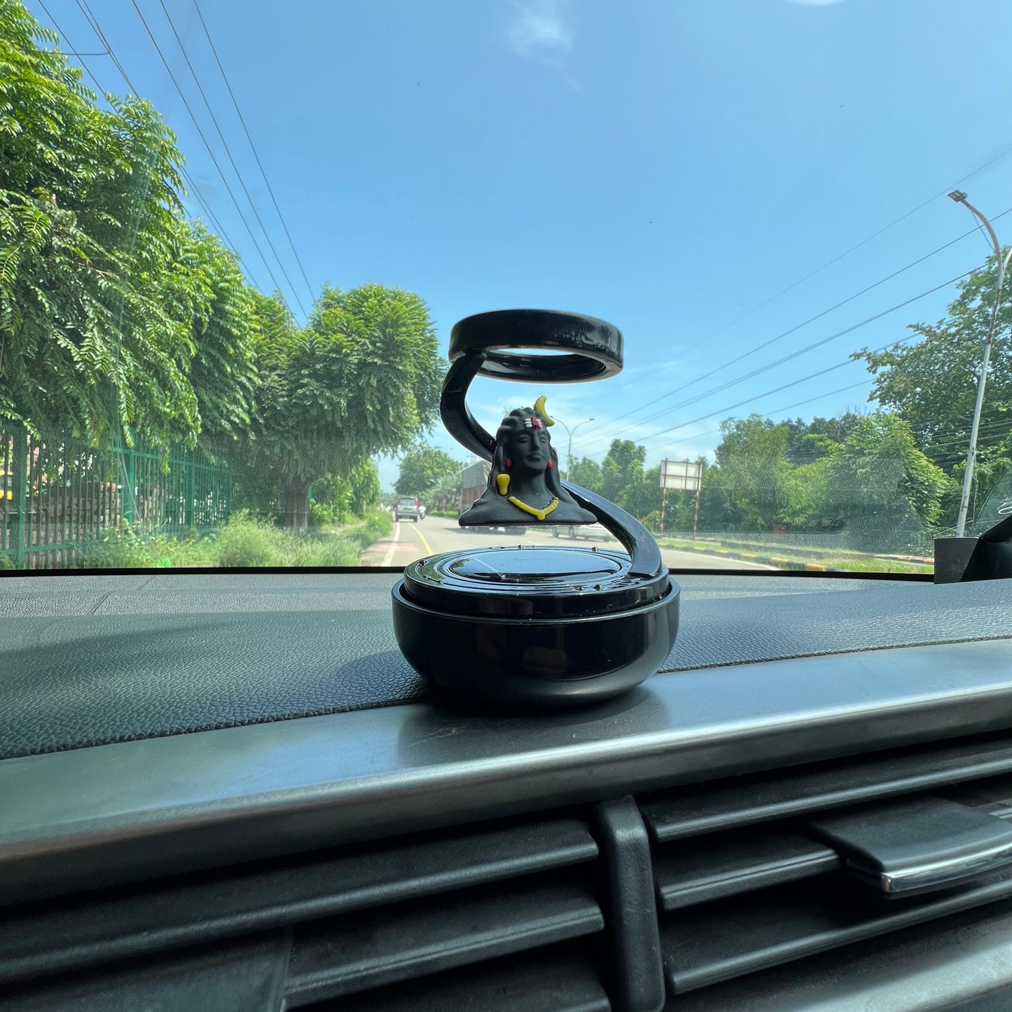 Solar-Powered Floating Shiv Idol with Car Fragrance