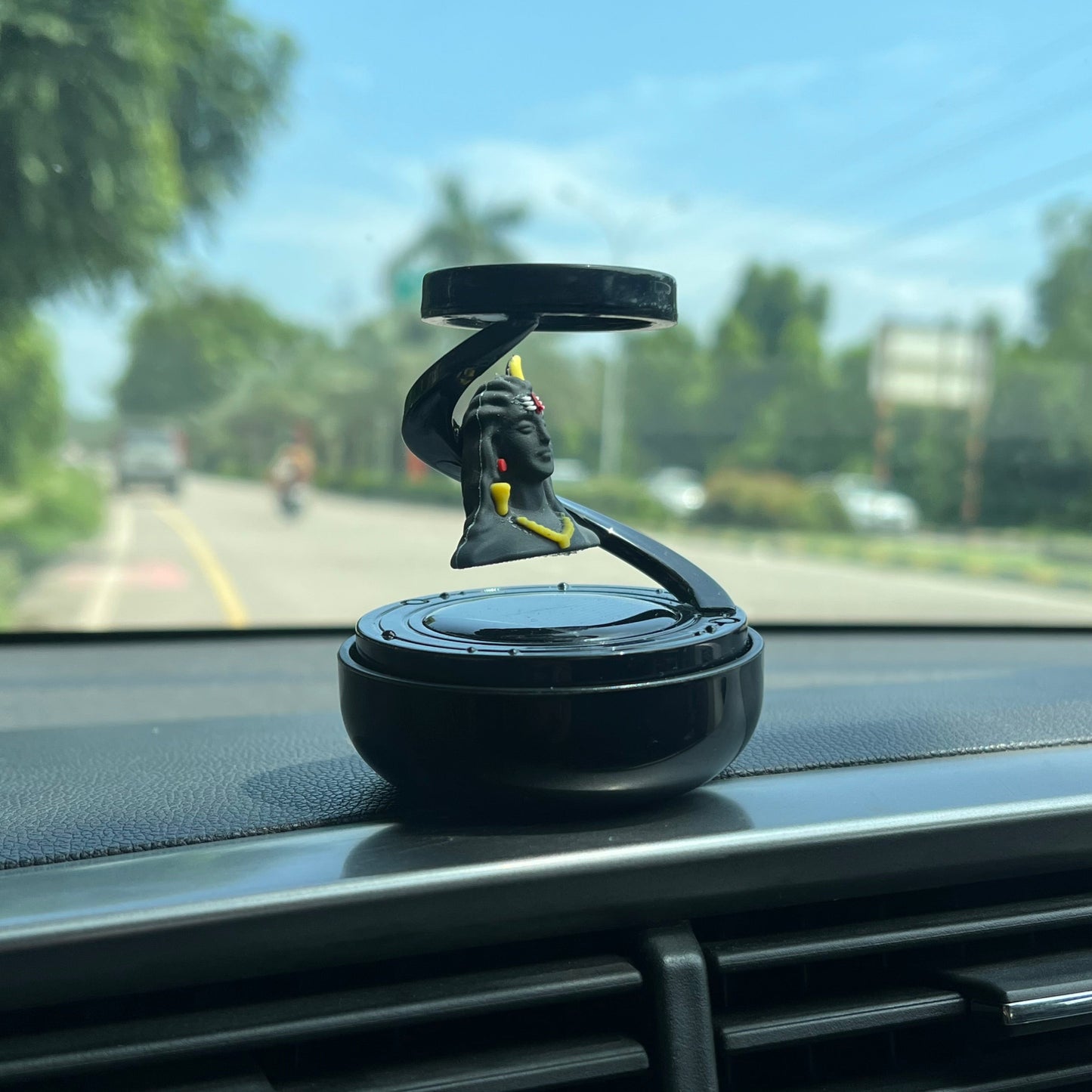 Solar-Powered Floating Shiv Idol with Car Fragrance
